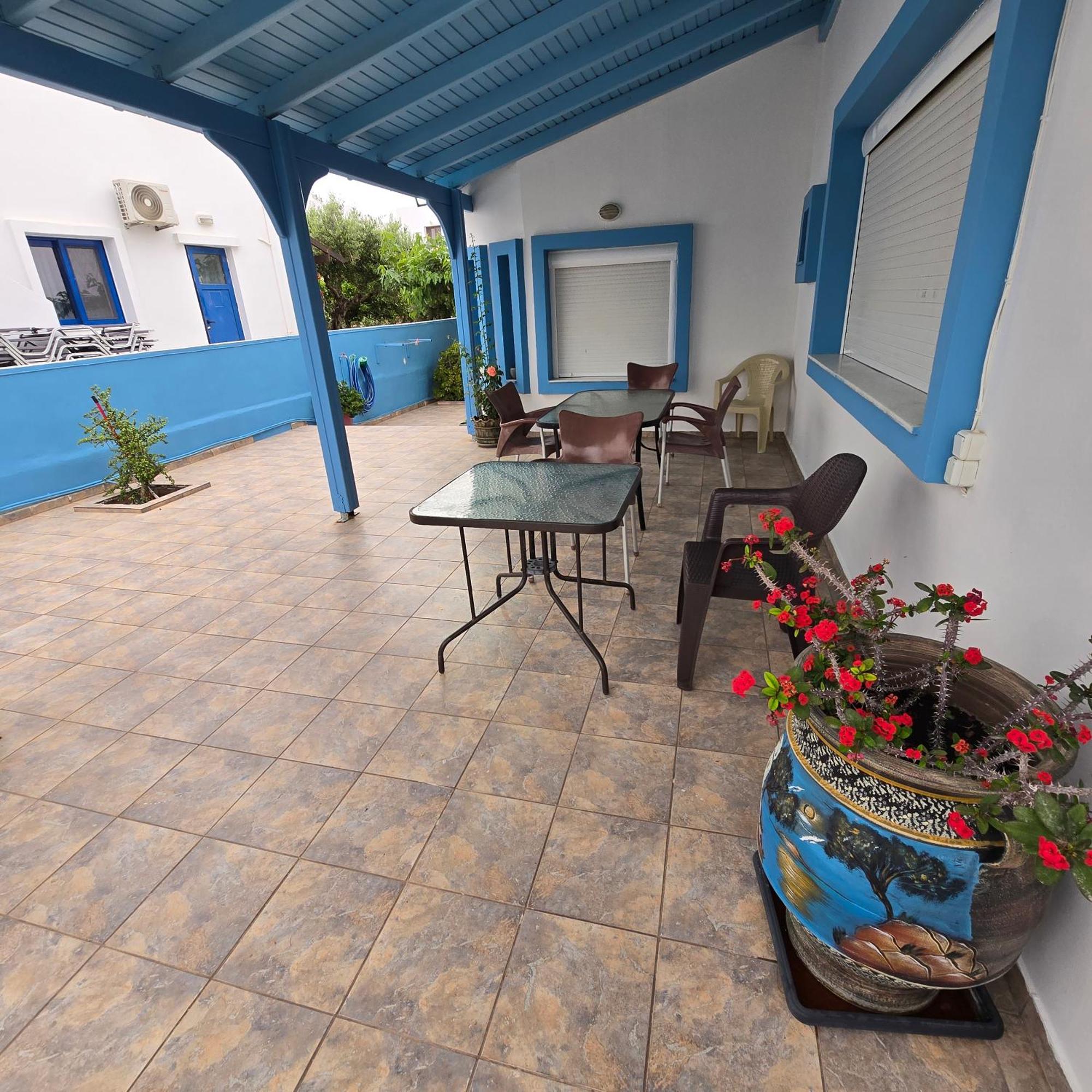 Soula Appartments Makrýgialos Rum bild